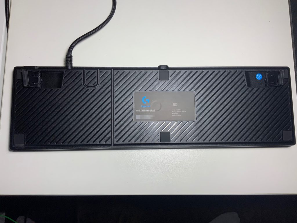 G512 背面