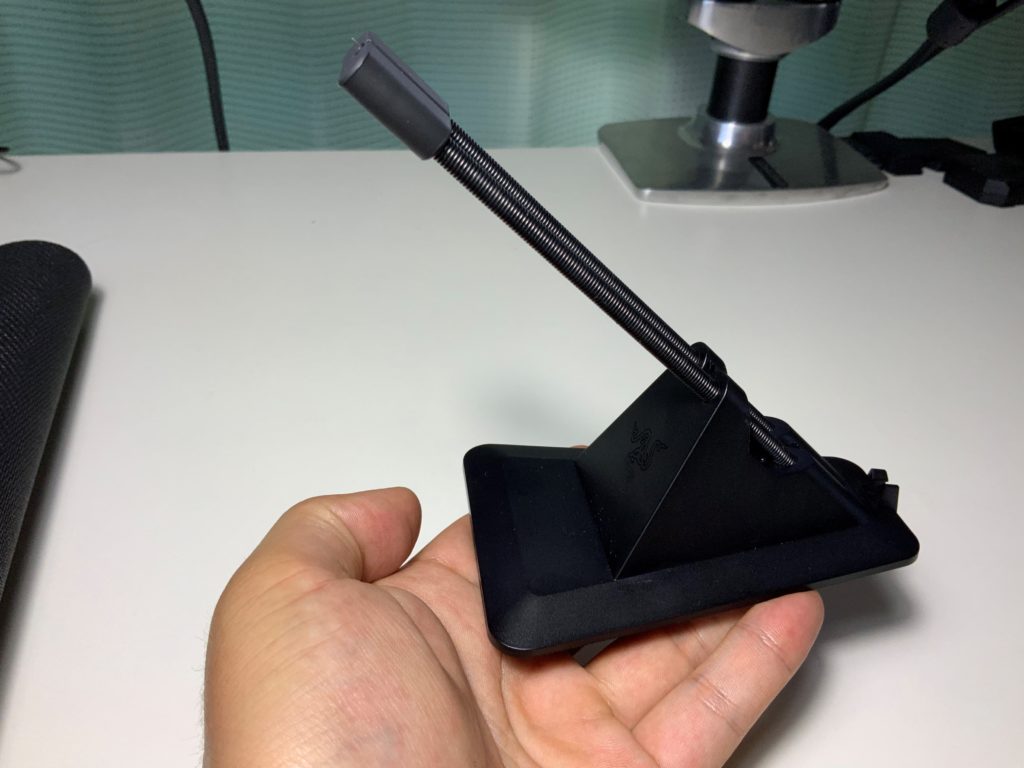 Razer Mouse Bungee V2 重さ