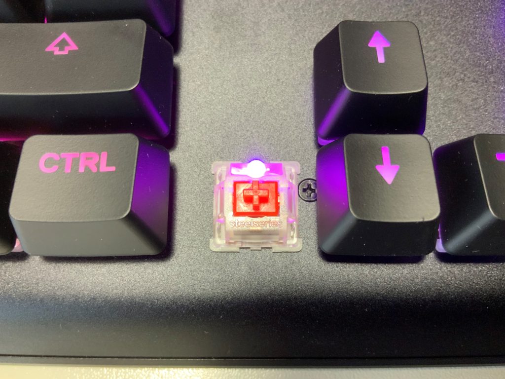 SteelSeries「APEX M750」 キースイッチ