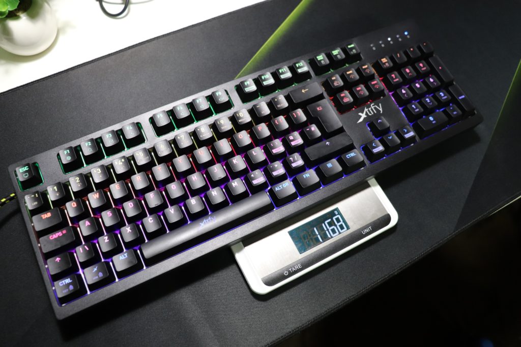 Xtrfy K2-RGB 重量感